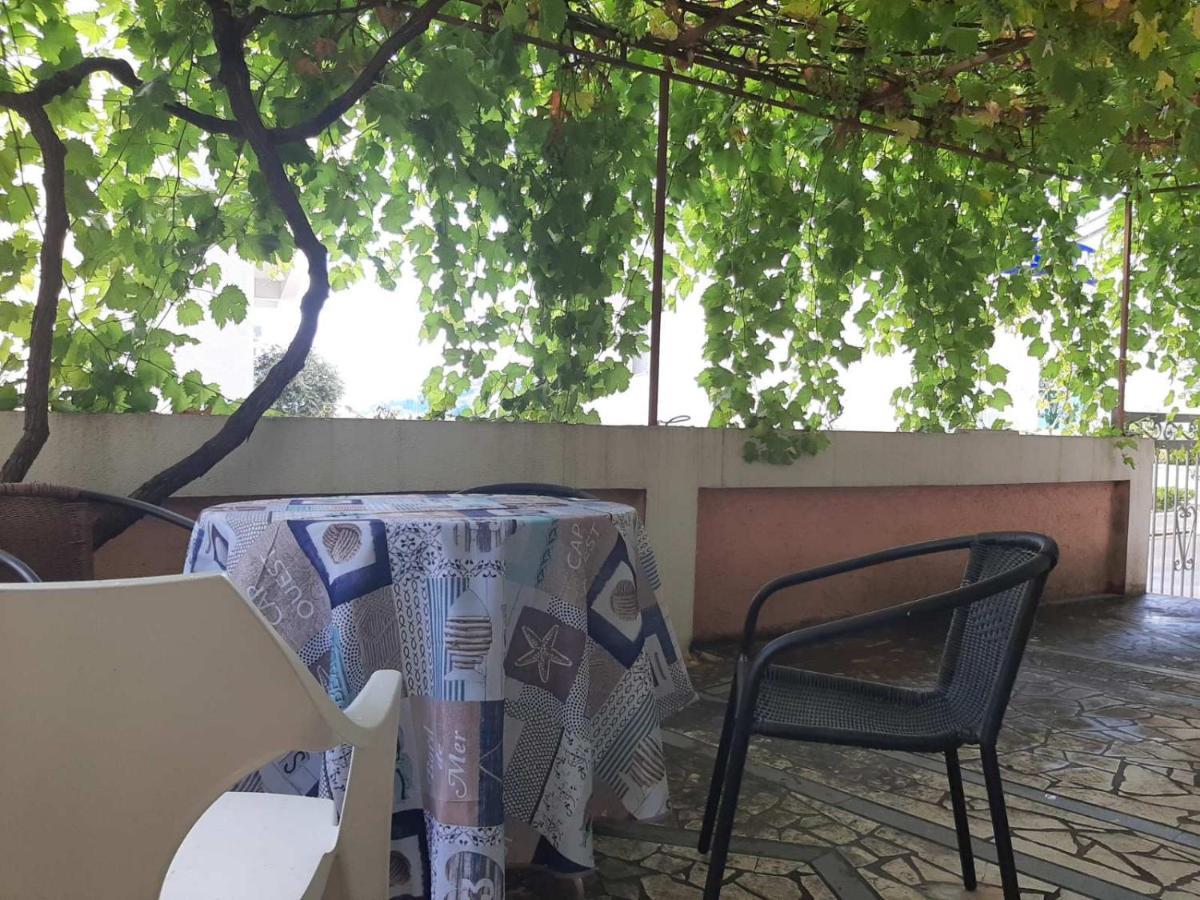 Apartment Danijela ブドヴァ エクステリア 写真