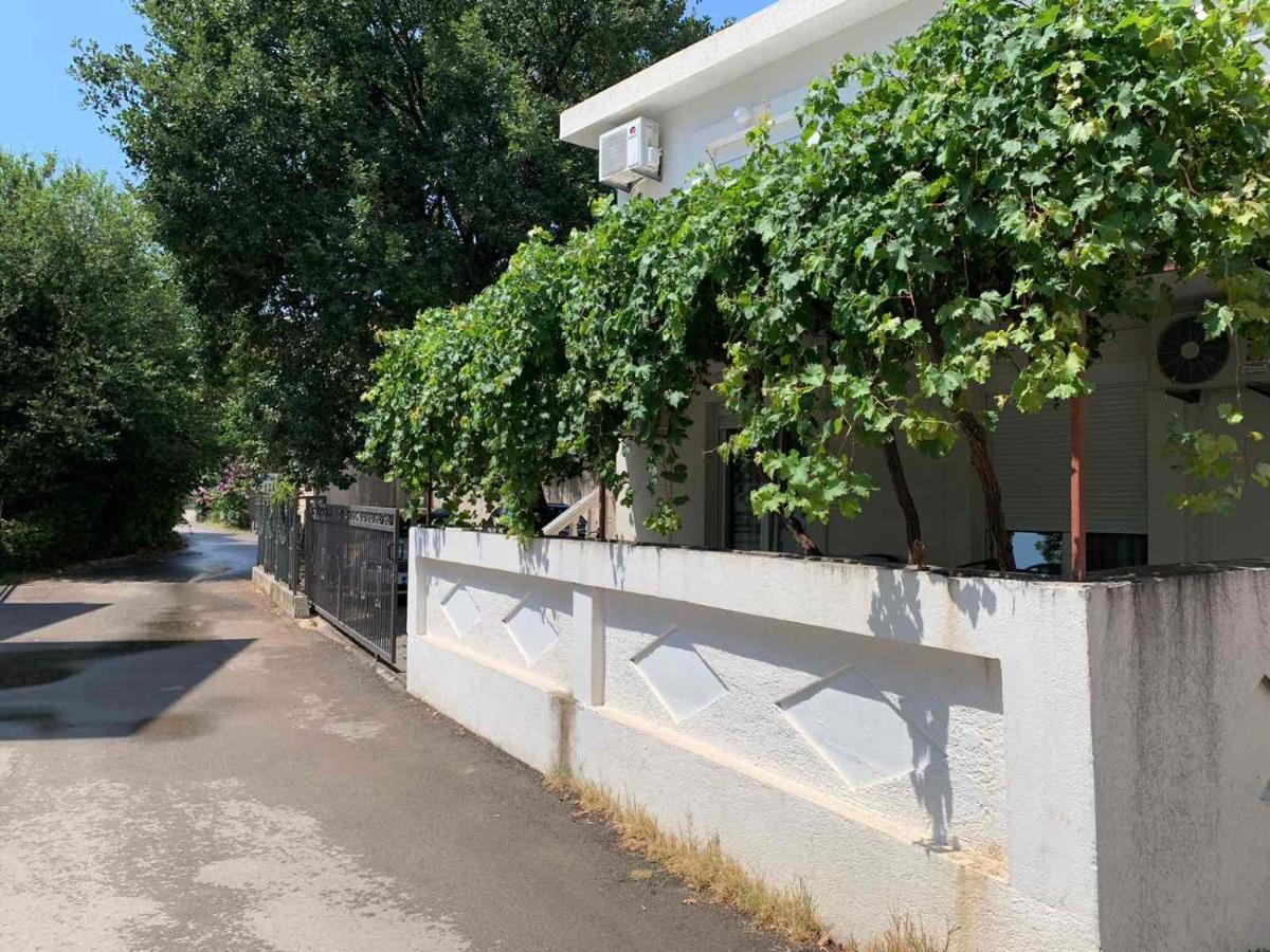 Apartment Danijela ブドヴァ エクステリア 写真